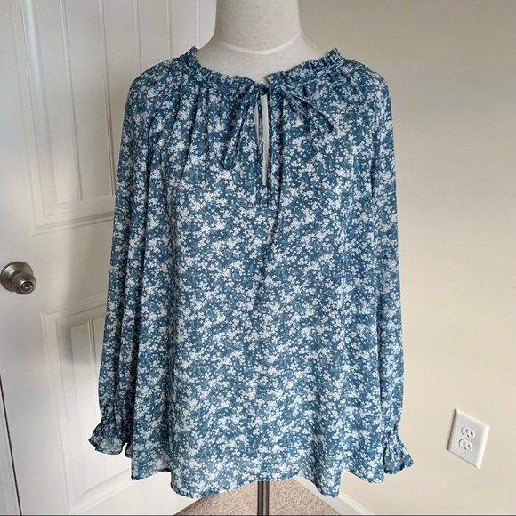 LOFT Tops - LOFT Floral Calico Peasant Top
